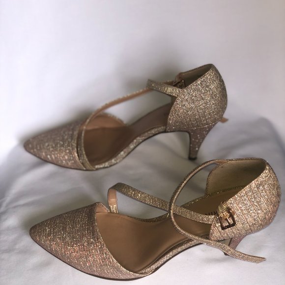 Call It Spring Sparkle Heels. S8.5 - Picture 3 of 5